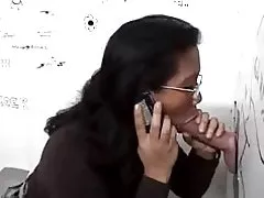 დიდი ხვრელი, საპირფარეშო