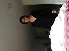 ცხელი დეიდა, გახელება ახალგაზრდა ბიჭი