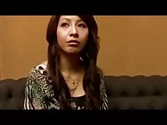 ვარსკვლავი ცოლი ხდება ნარკომანი ახალგაზრდა მასპინძელი ...